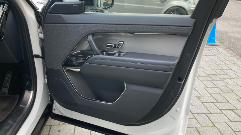 Land Rover Range Rover Sport 3.0 D300 Dynamic SE 5dr Auto Diesel Estate